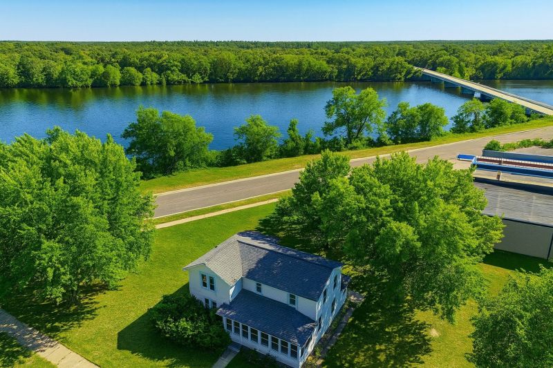 Best Gutter Protection Contractors in Shelby, NC